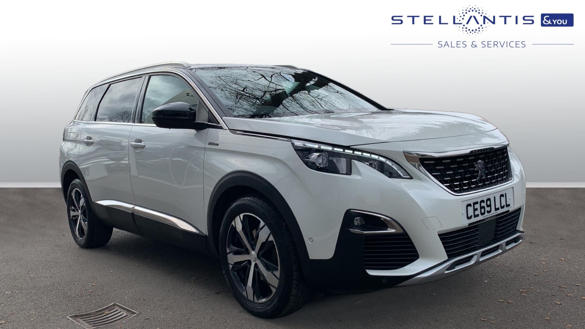 Main listing image - Peugeot 5008