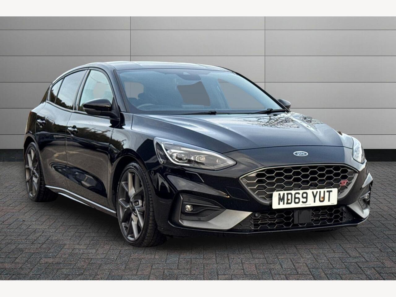 Main listing image - Ford Focus