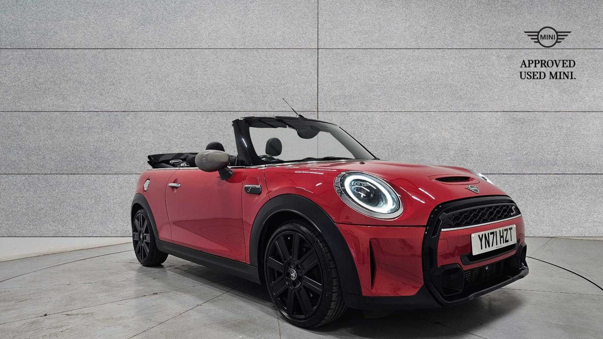 Main listing image - MINI Convertible