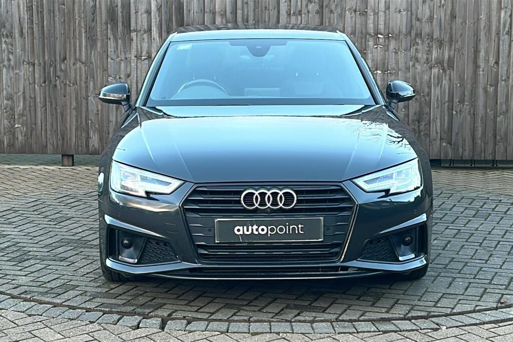 Main listing image - Audi A4