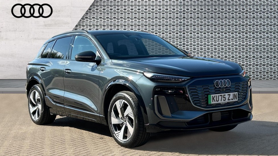 Main listing image - Audi Q6