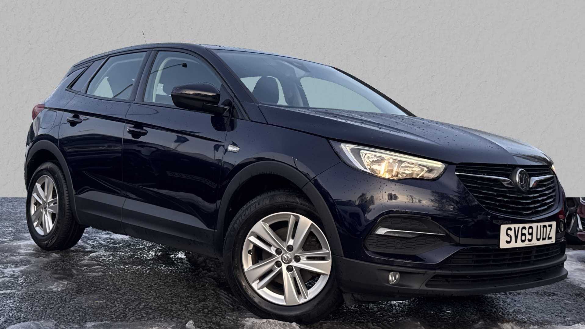 Main listing image - Vauxhall Grandland X