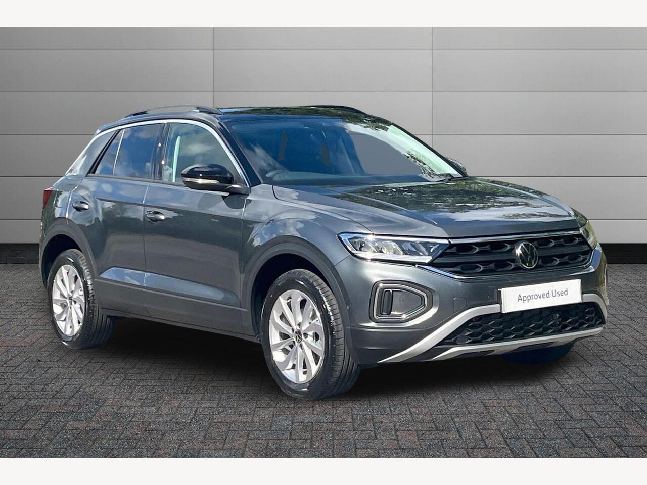 Main listing image - Volkswagen T-Roc