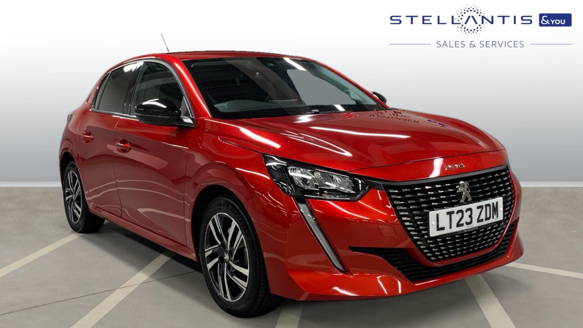 Main listing image - Peugeot 208