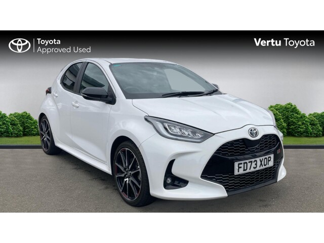 Main listing image - Toyota Yaris