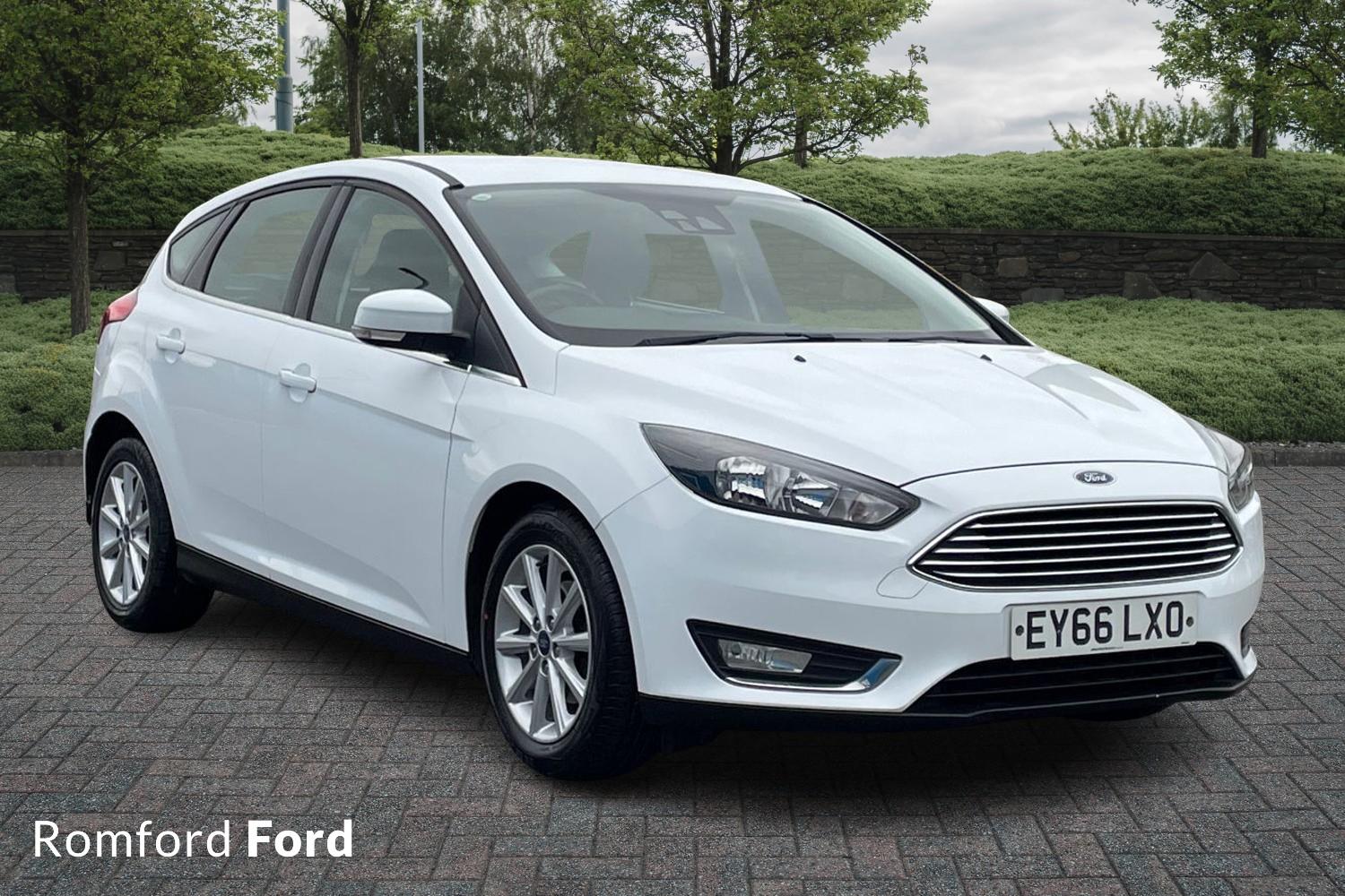 Main listing image - Ford Focus