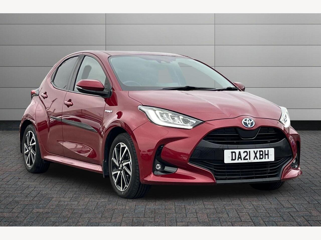 Main listing image - Toyota Yaris