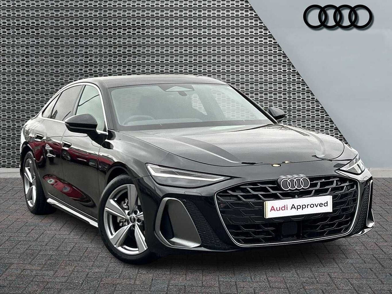 Main listing image - Audi A6