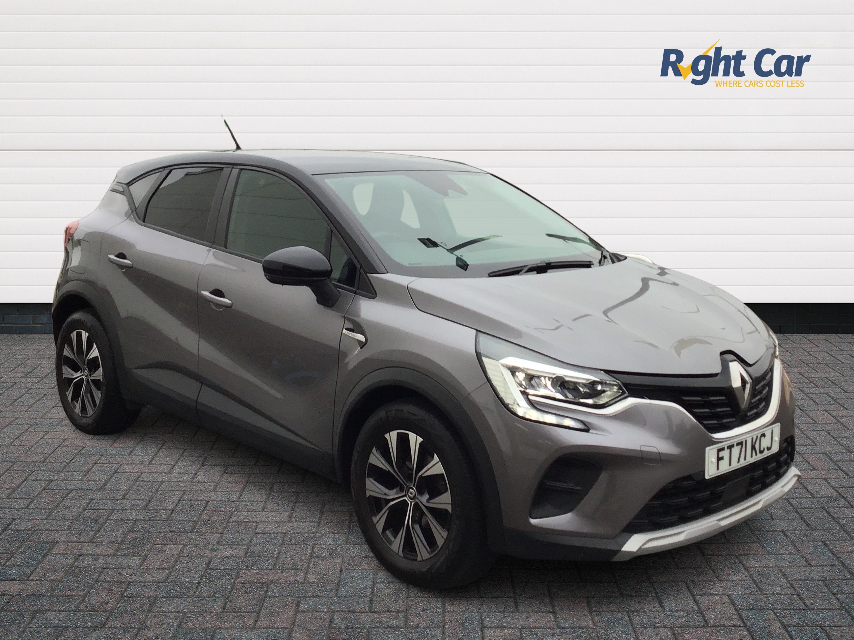 Main listing image - Renault Captur