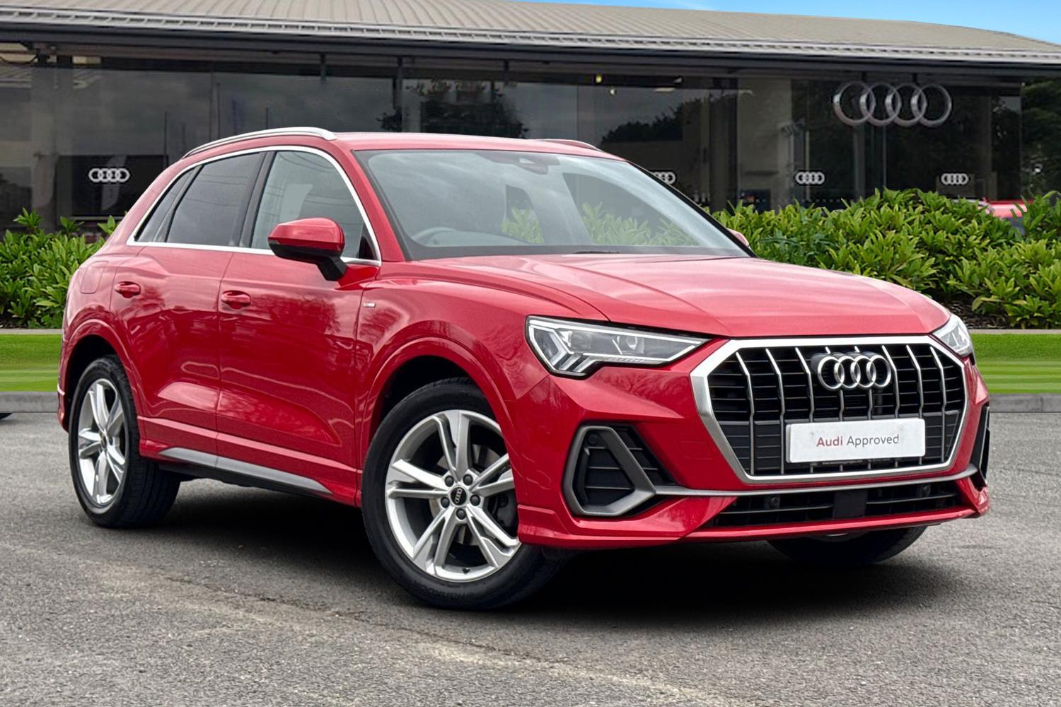 Main listing image - Audi Q3