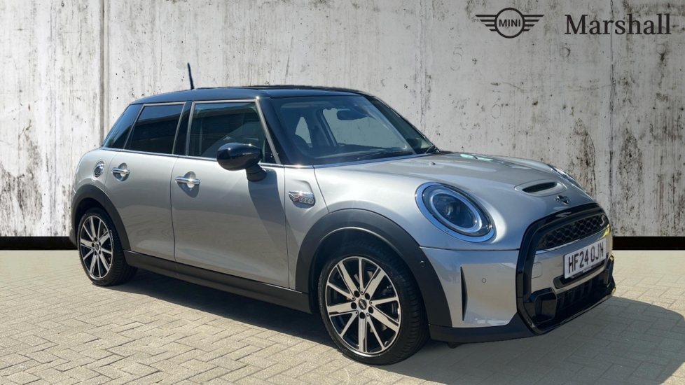 Main listing image - MINI Hatchback 5dr