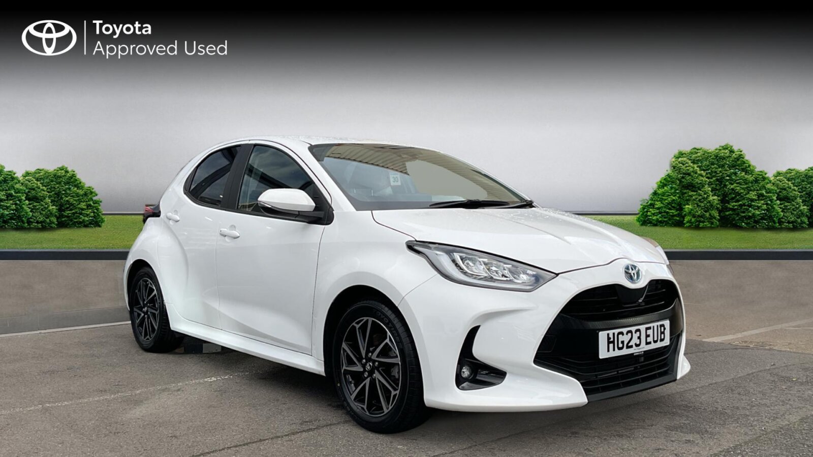 Main listing image - Toyota Yaris