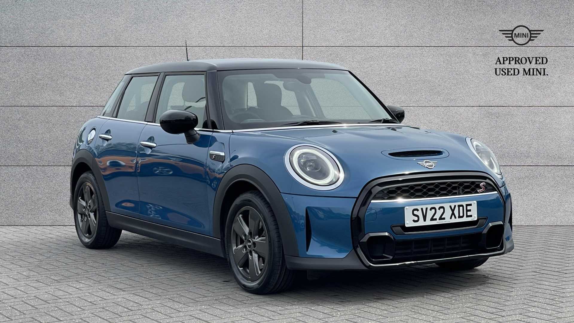 Main listing image - MINI Hatchback 5dr
