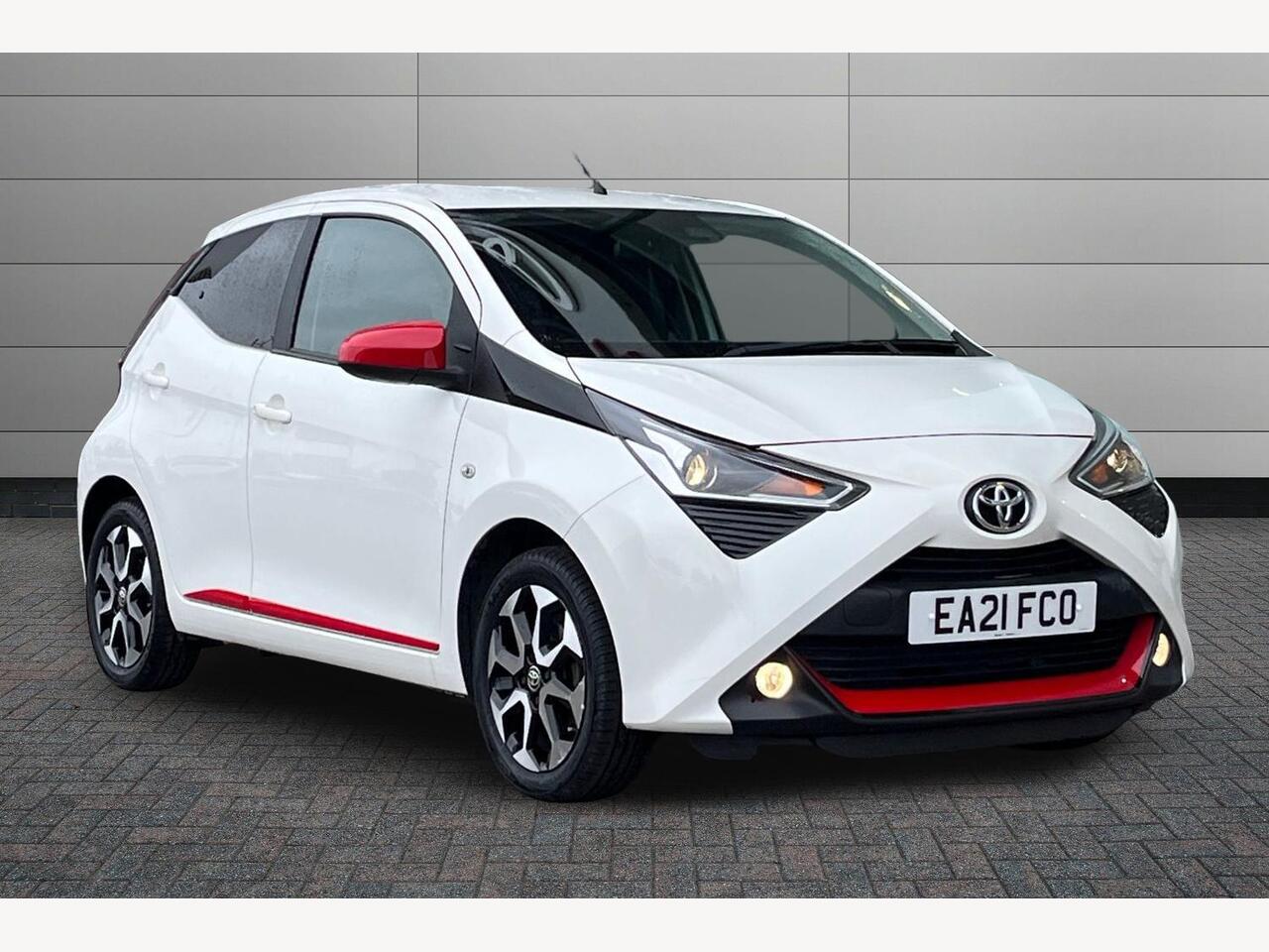 Main listing image - Toyota Aygo