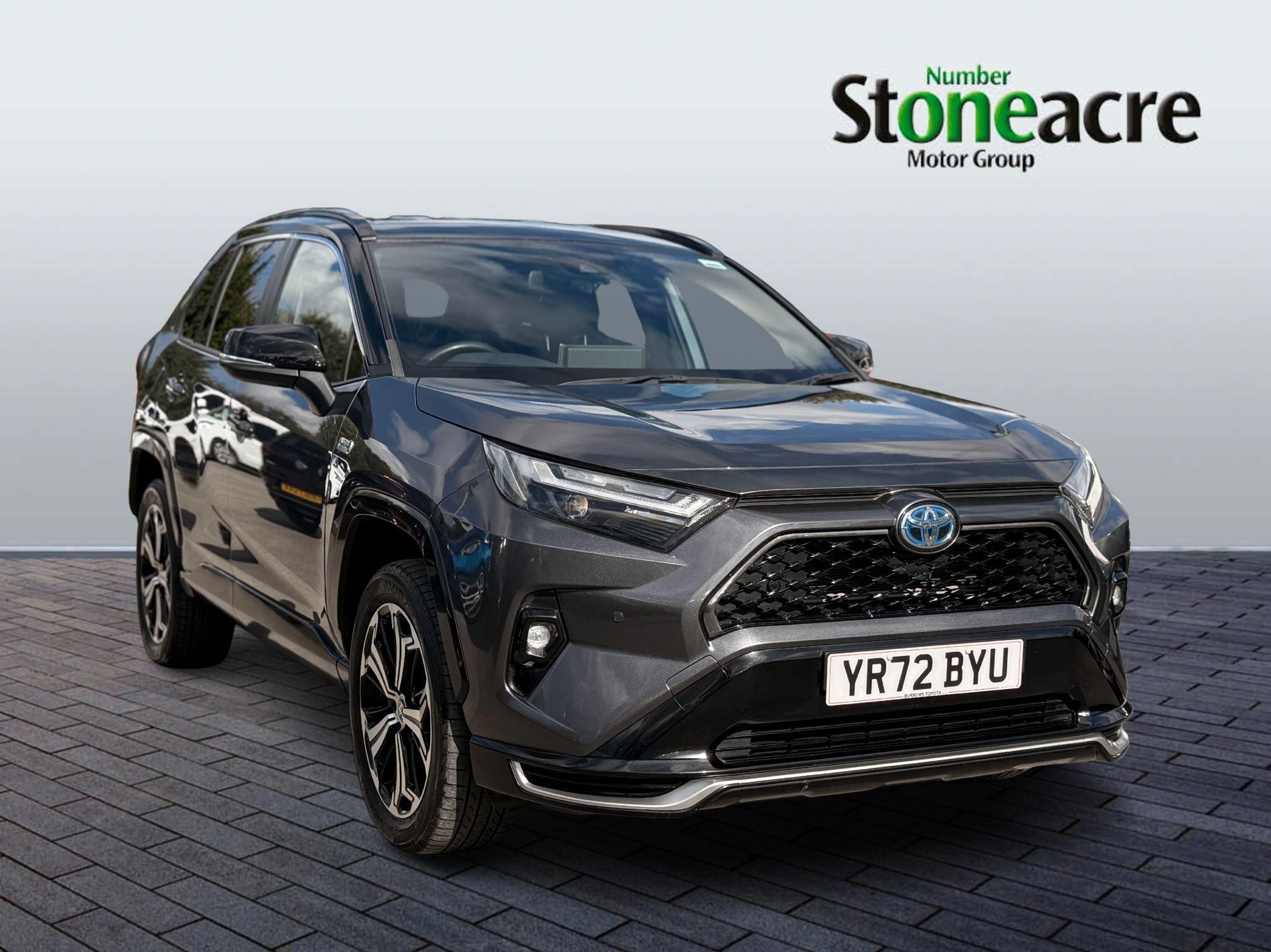 Main listing image - Toyota RAV4