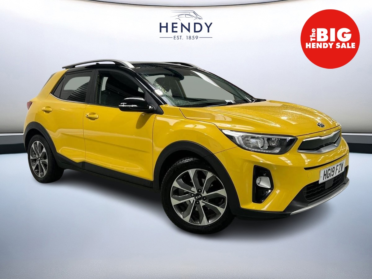 Main listing image - Kia Stonic