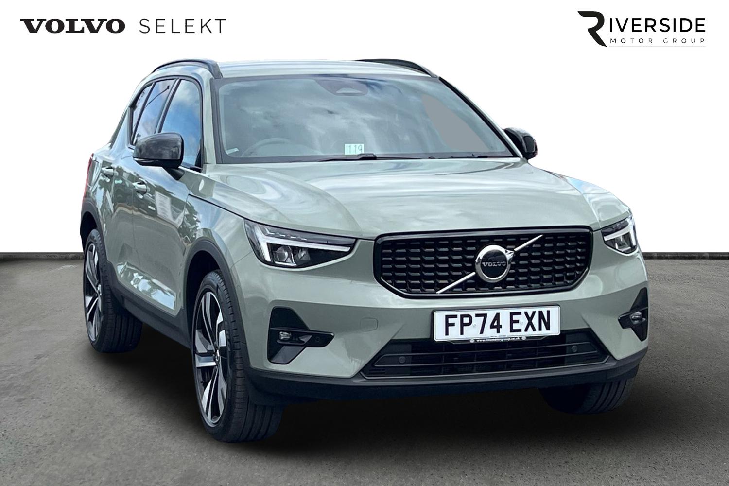 Main listing image - Volvo XC40