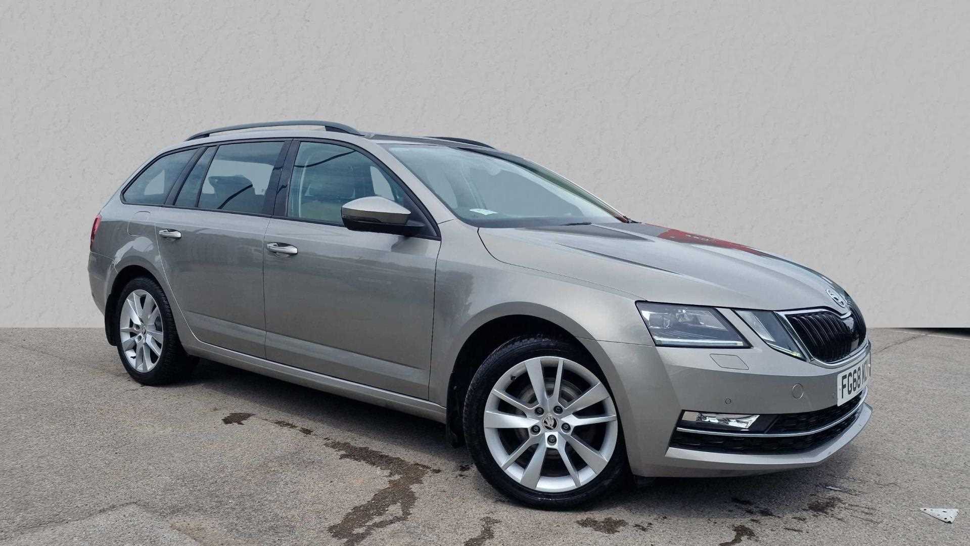 Main listing image - Skoda Octavia Estate