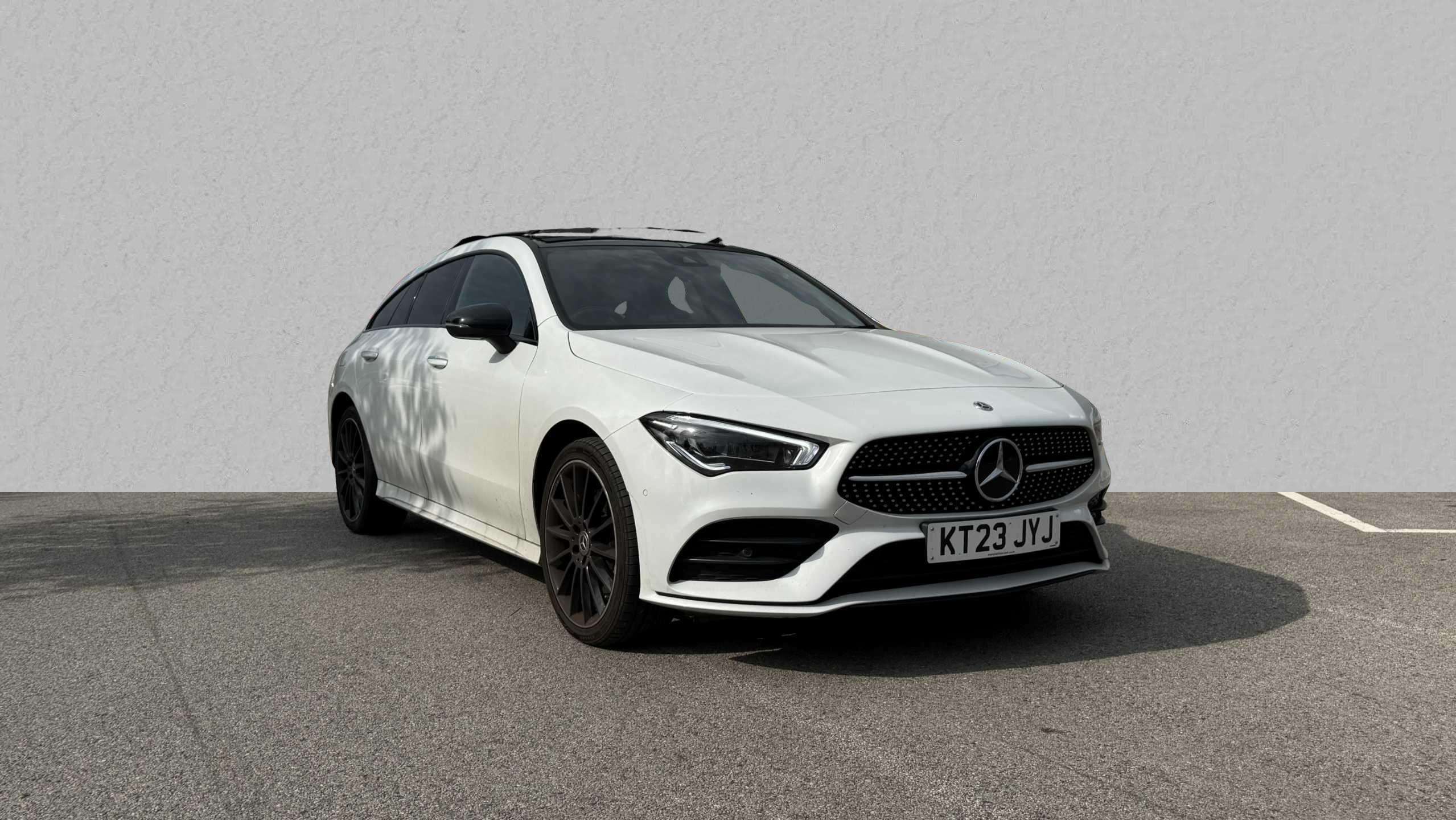 Main listing image - Mercedes-Benz CLA Shooting Brake