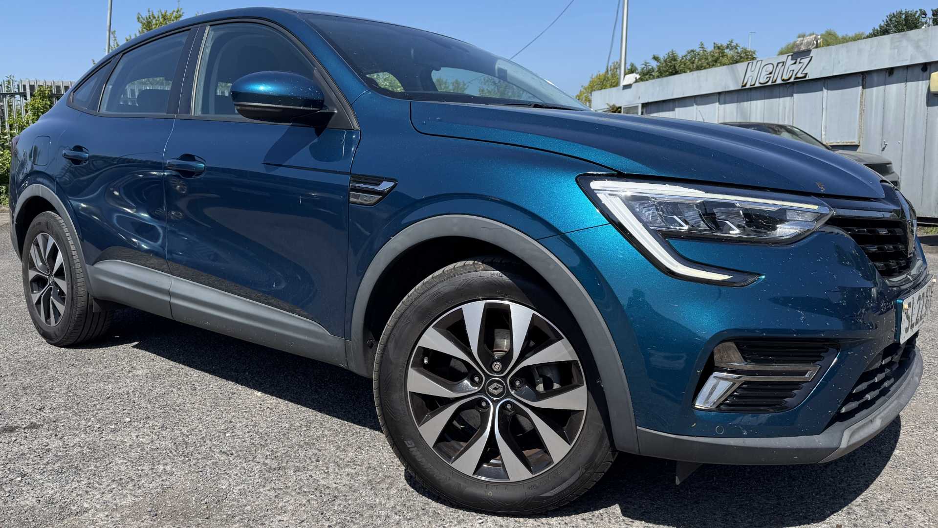 Main listing image - Renault Arkana