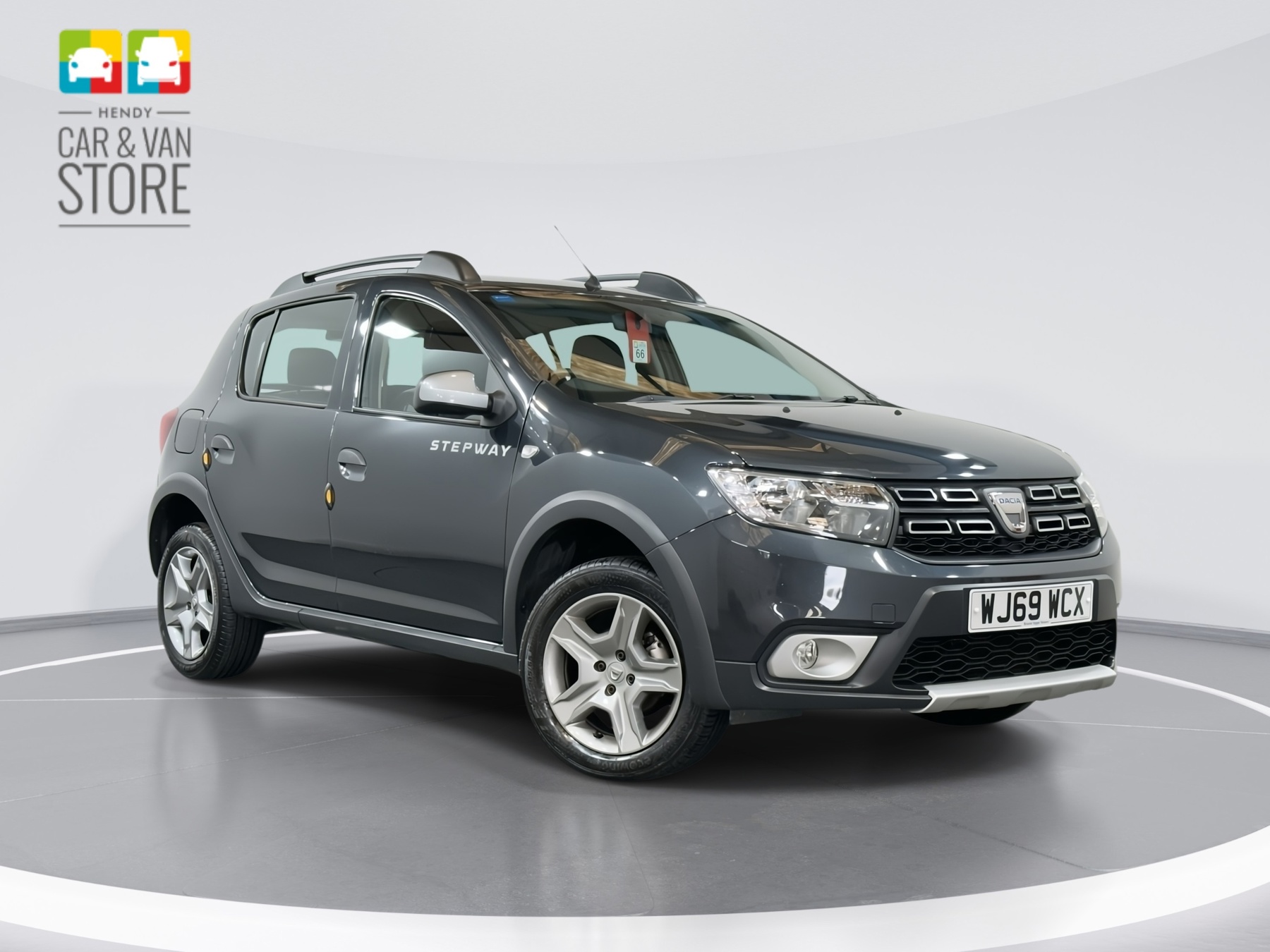 Main listing image - Dacia Sandero Stepway
