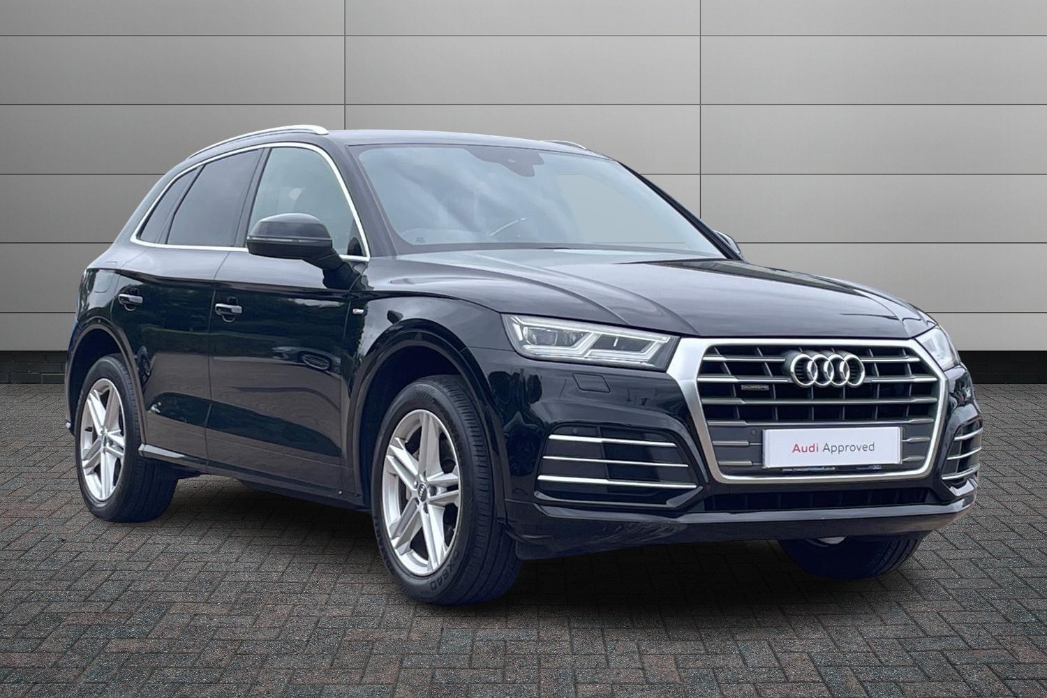 Main listing image - Audi Q5