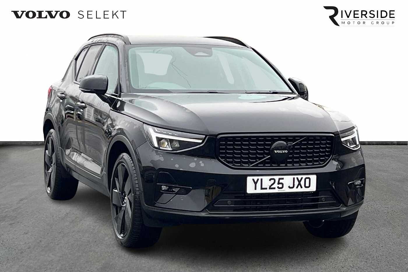 Main listing image - Volvo XC40