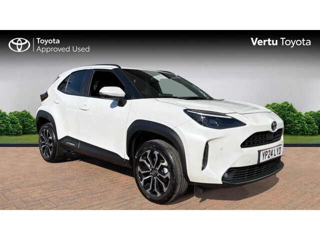 Main listing image - Toyota Yaris Cross
