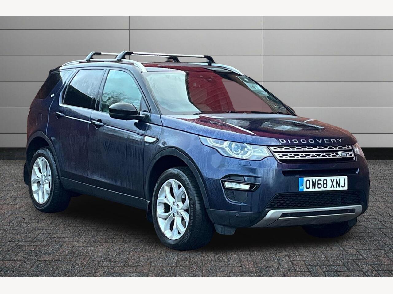 Main listing image - Land Rover Discovery Sport