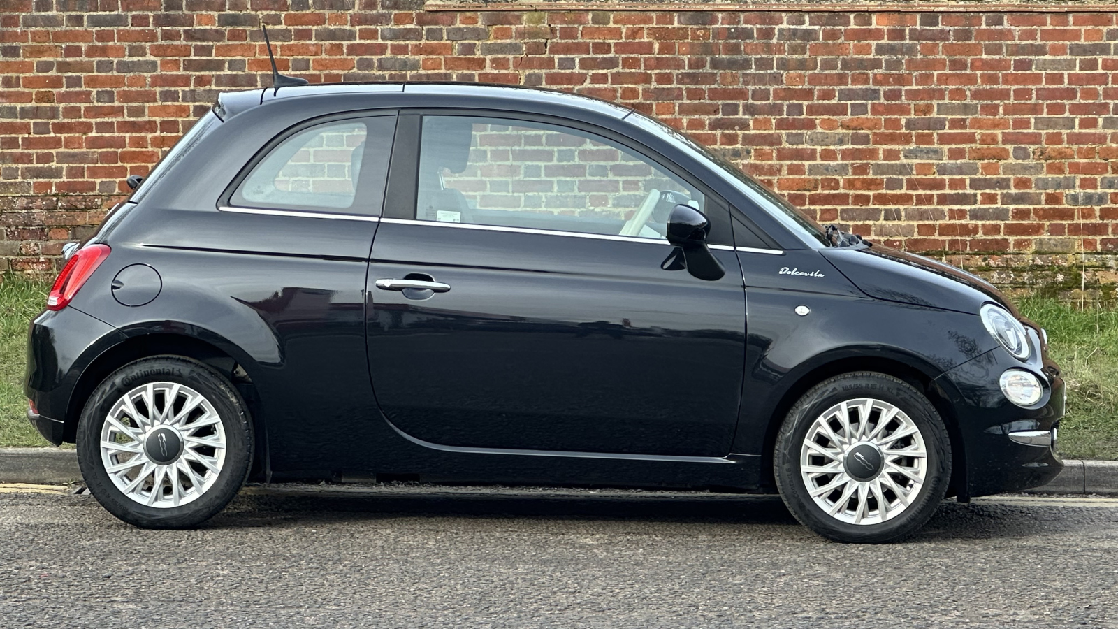 Main listing image - Fiat 500