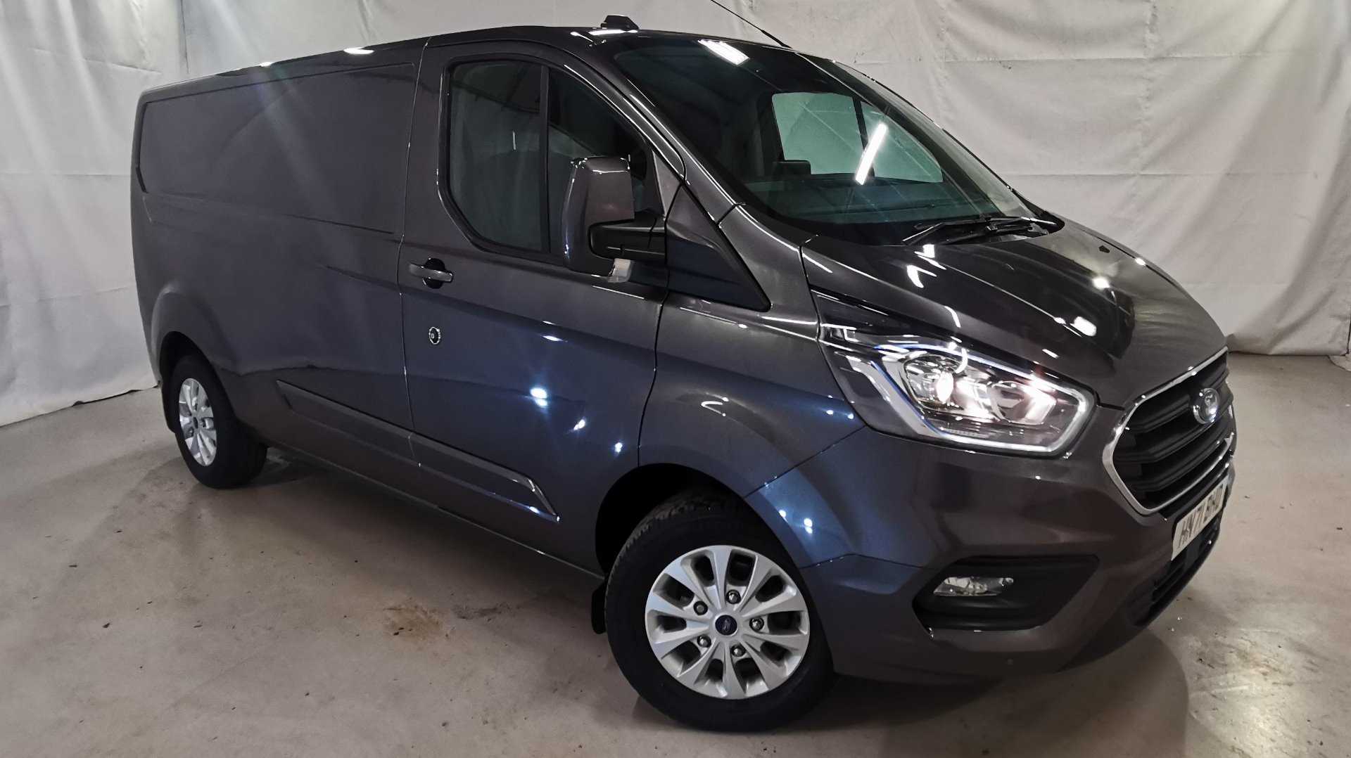 Main listing image - Ford Transit Custom