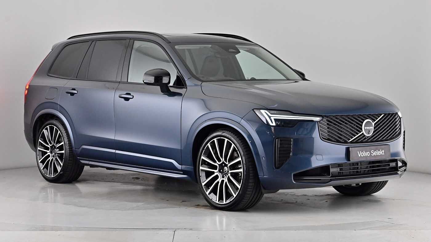 Main listing image - Volvo XC90