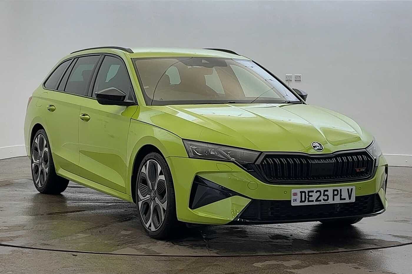 Main listing image - Skoda Octavia Estate