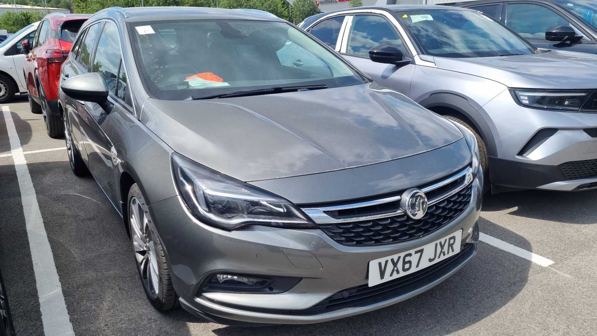 Main listing image - Vauxhall Astra Sports Tourer