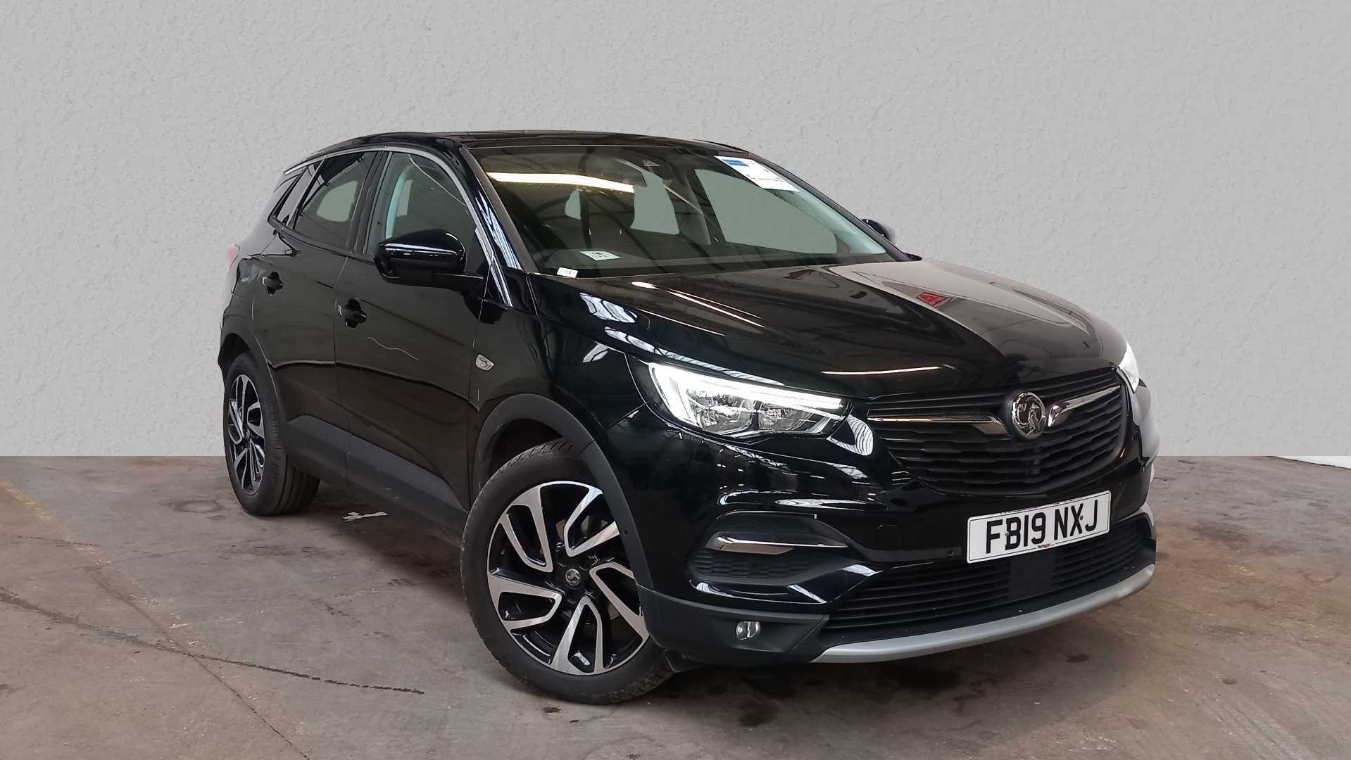 Main listing image - Vauxhall Grandland X