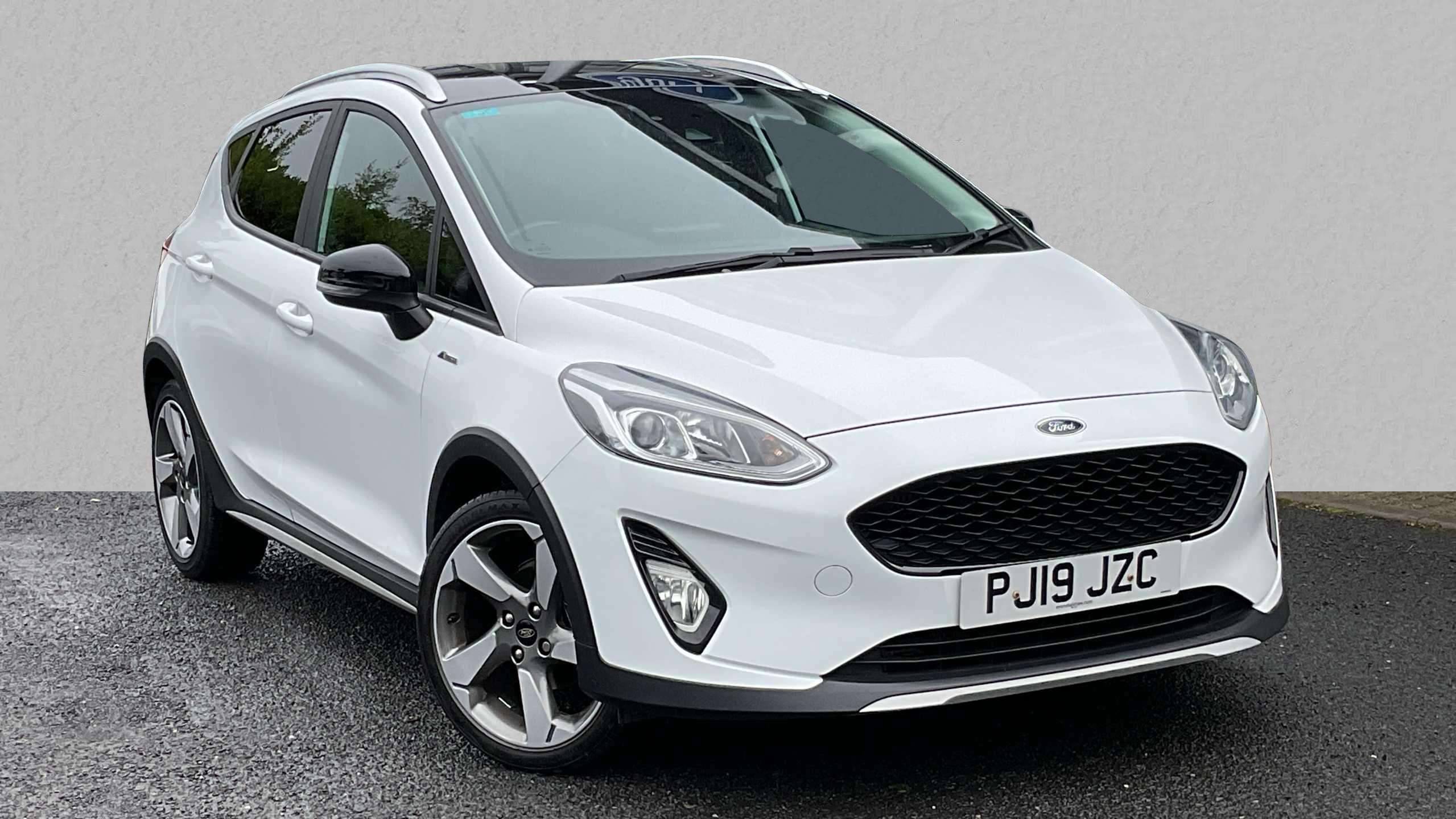 Main listing image - Ford Fiesta Active