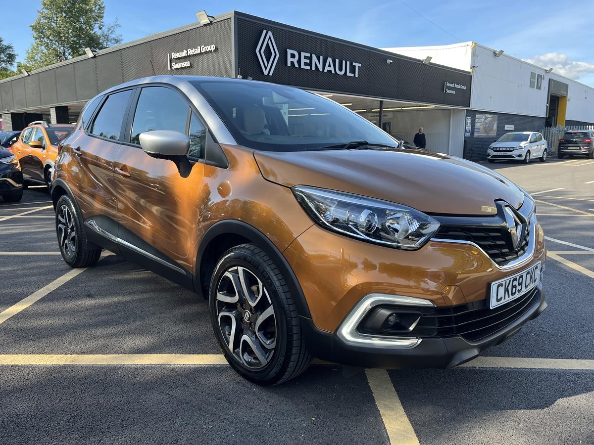 Main listing image - Renault Captur