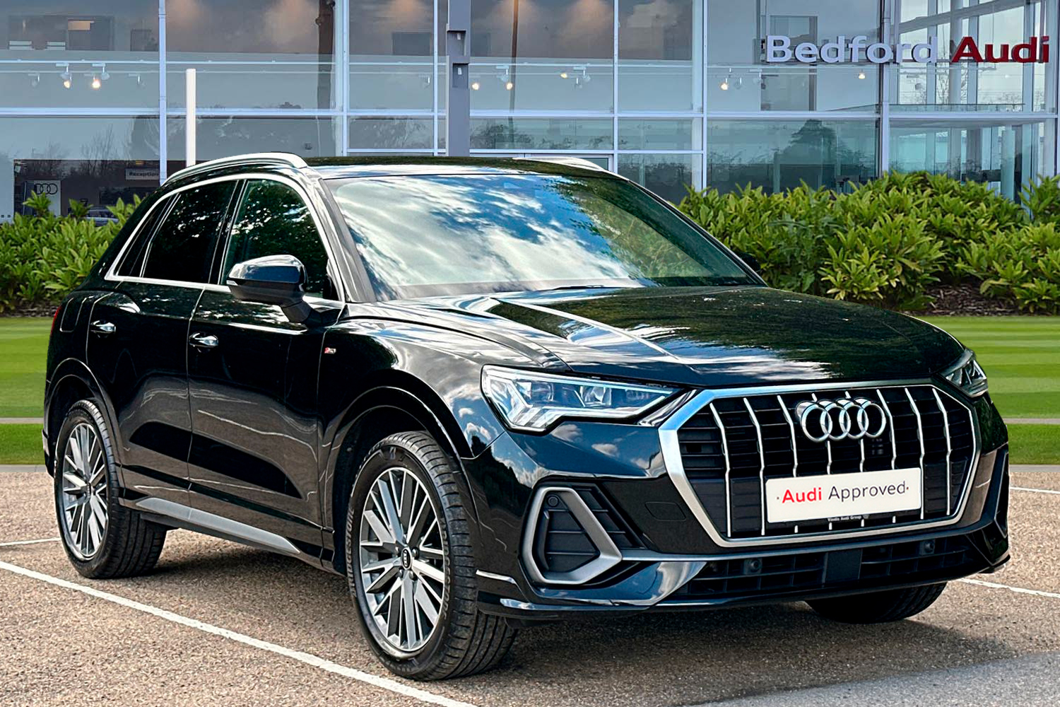 Main listing image - Audi Q3