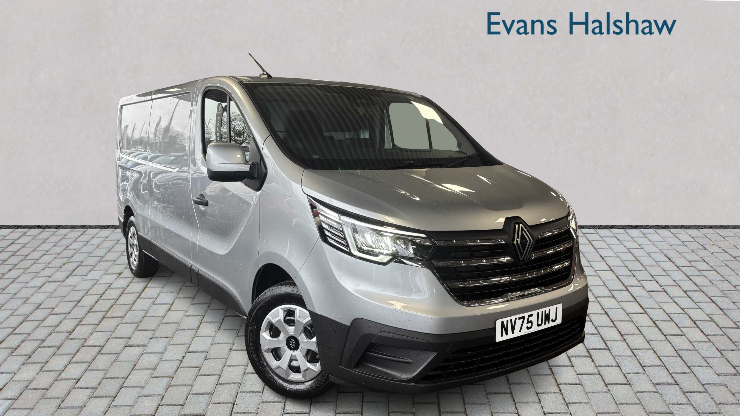 Main listing image - Renault Trafic