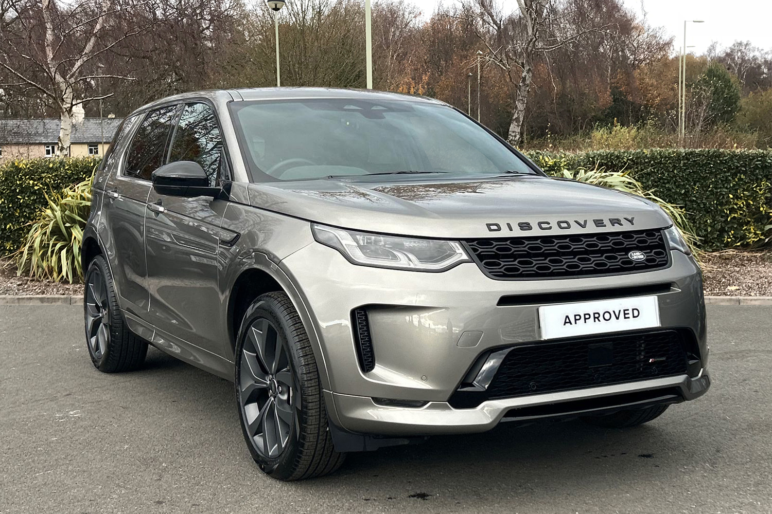 Main listing image - Land Rover Discovery Sport