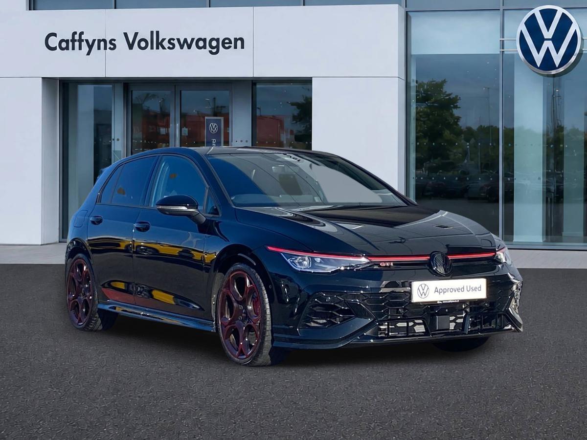 Main listing image - Volkswagen Golf