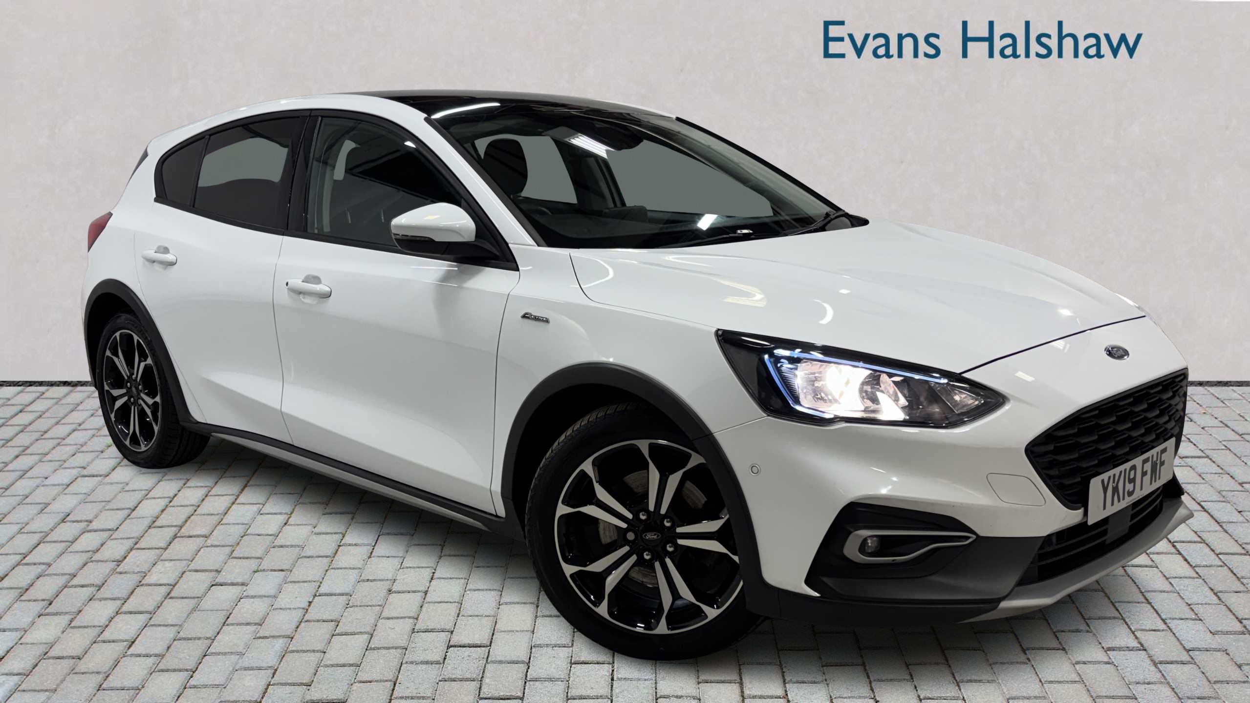 Main listing image - Ford Focus Active