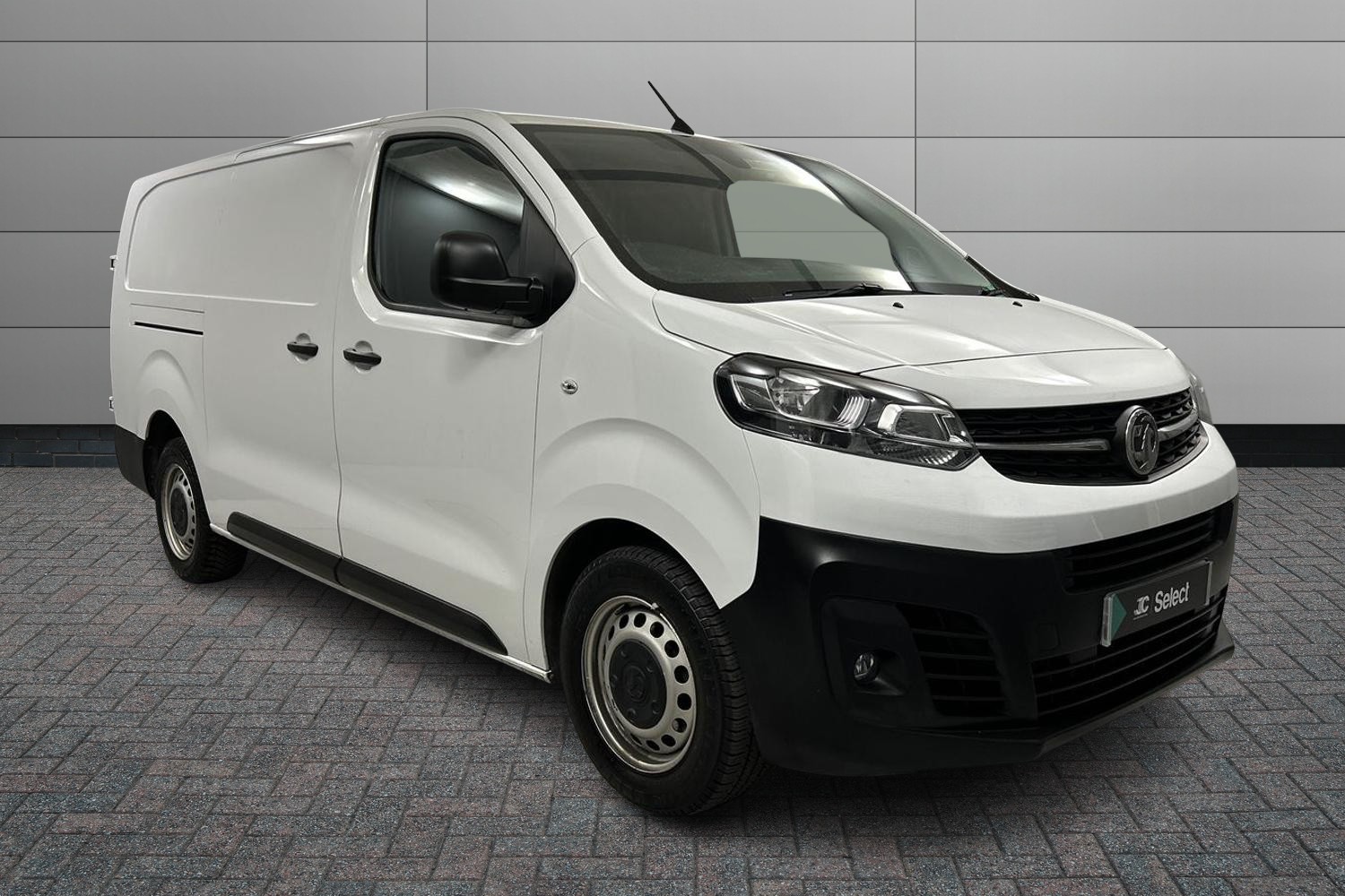 Main listing image - Vauxhall Vivaro