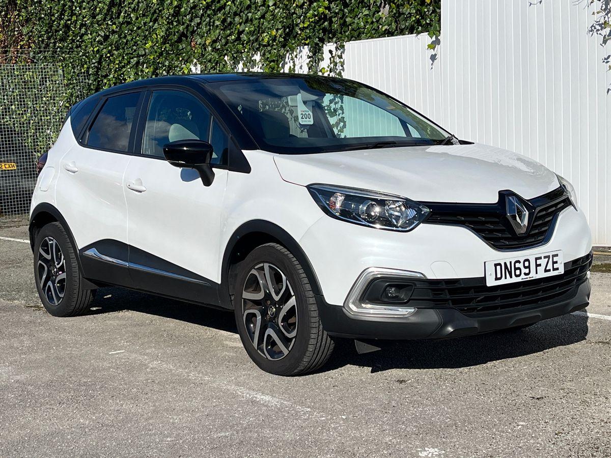 Main listing image - Renault Captur