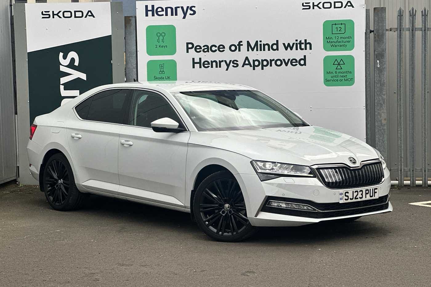 Main listing image - Skoda Superb