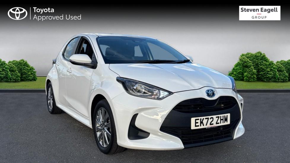 Main listing image - Toyota Yaris