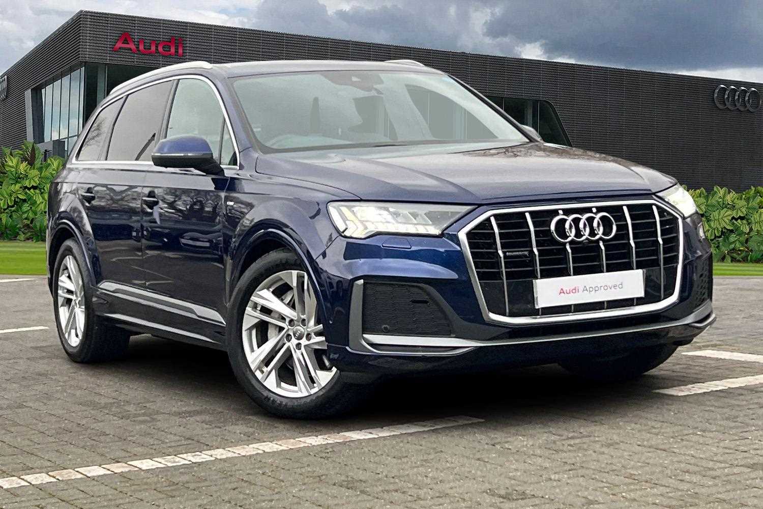 Main listing image - Audi Q7