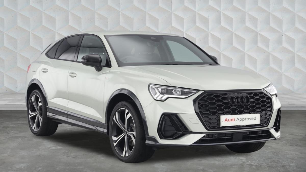 Main listing image - Audi Q3