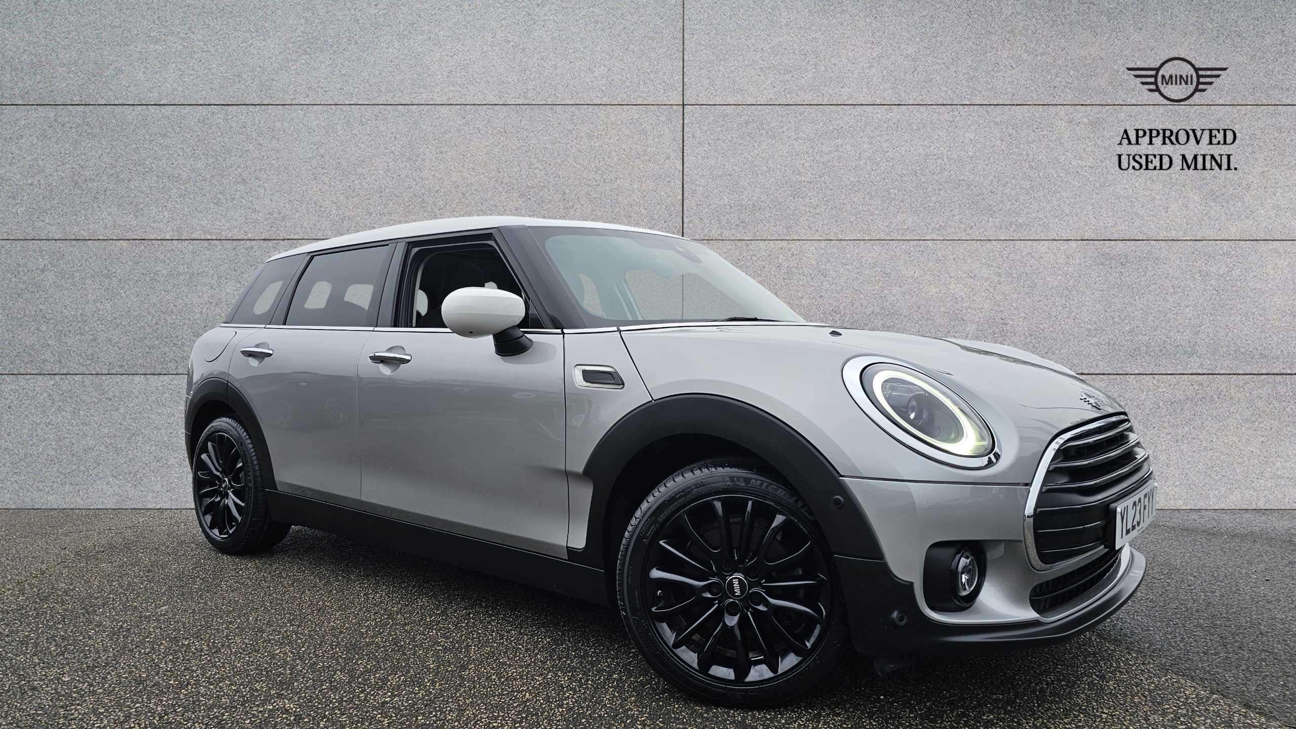 Main listing image - MINI Clubman