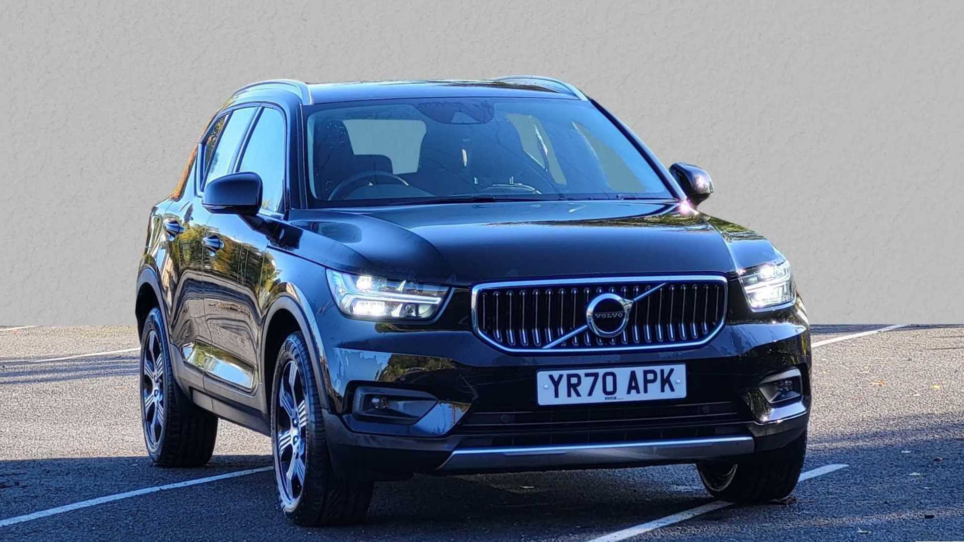 Main listing image - Volvo XC40